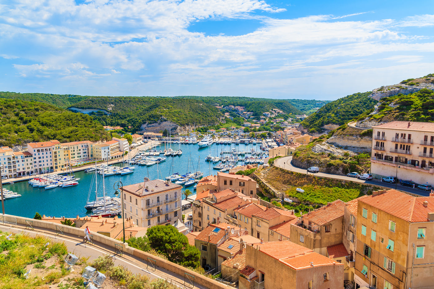 Bonifacio, entre mer et falaises